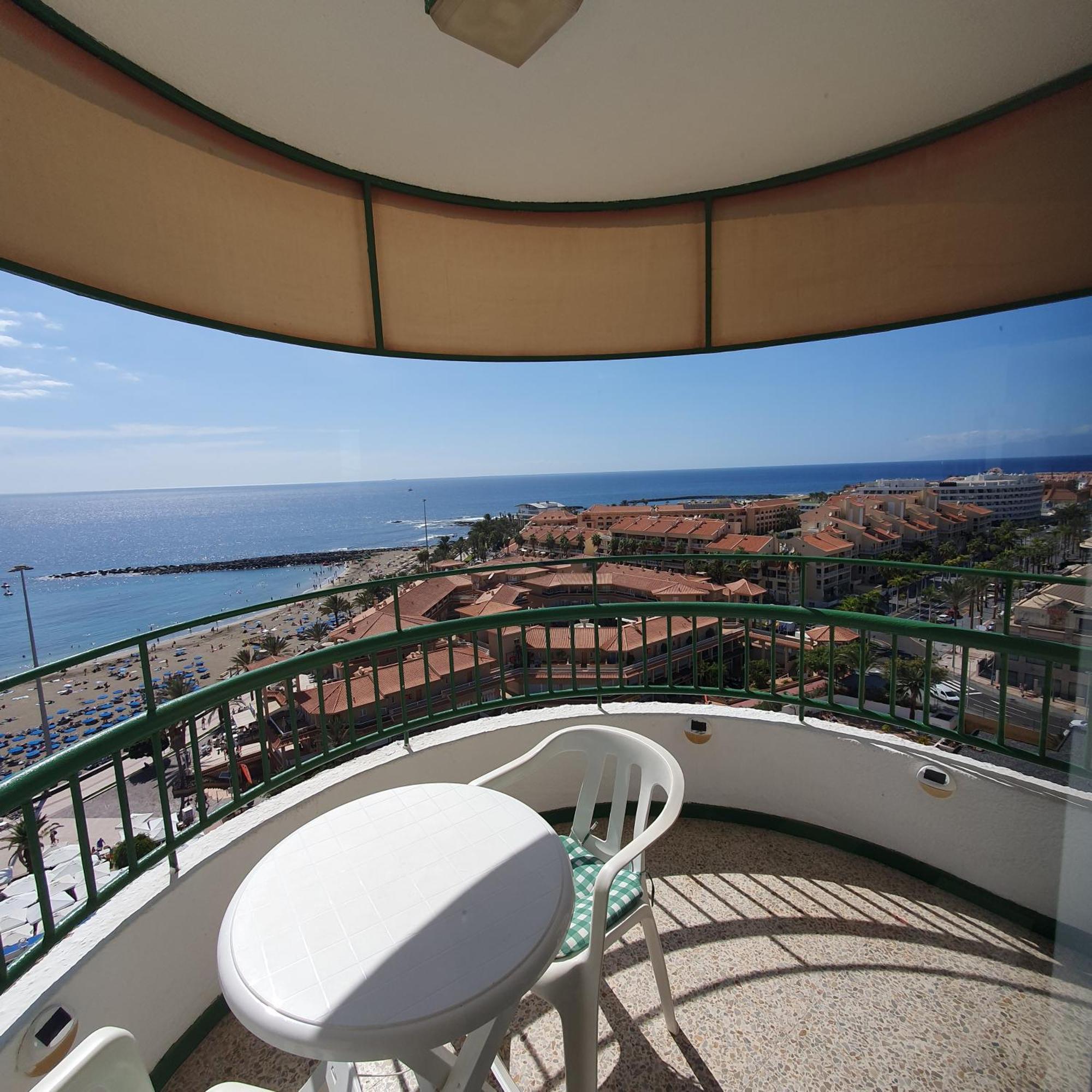 Panoramic Seaview Las Vistas Beach Studio Apartment 아로나 외부 사진